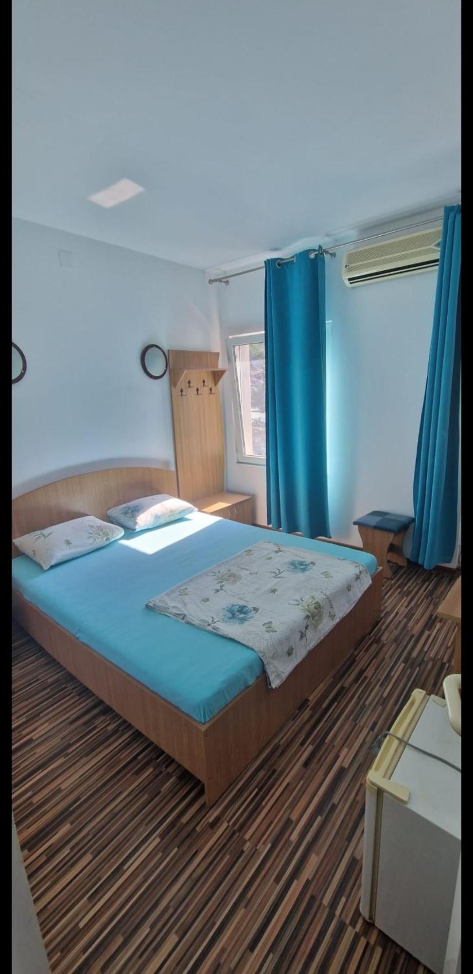 Hotel Vila Cozia Eforie Nord Esterno foto